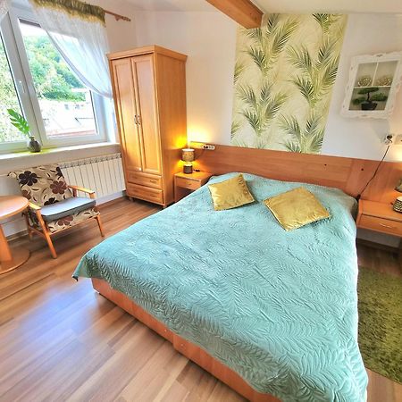 Apartament Kacperek, Willowa 4A - 2 Sypialnie, Salon - Dla Rodzinny 4-5 Os, Samo Centrum 什切尔克 外观 照片