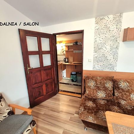 Apartament Kacperek, Willowa 4A - 2 Sypialnie, Salon - Dla Rodzinny 4-5 Os, Samo Centrum 什切尔克 外观 照片