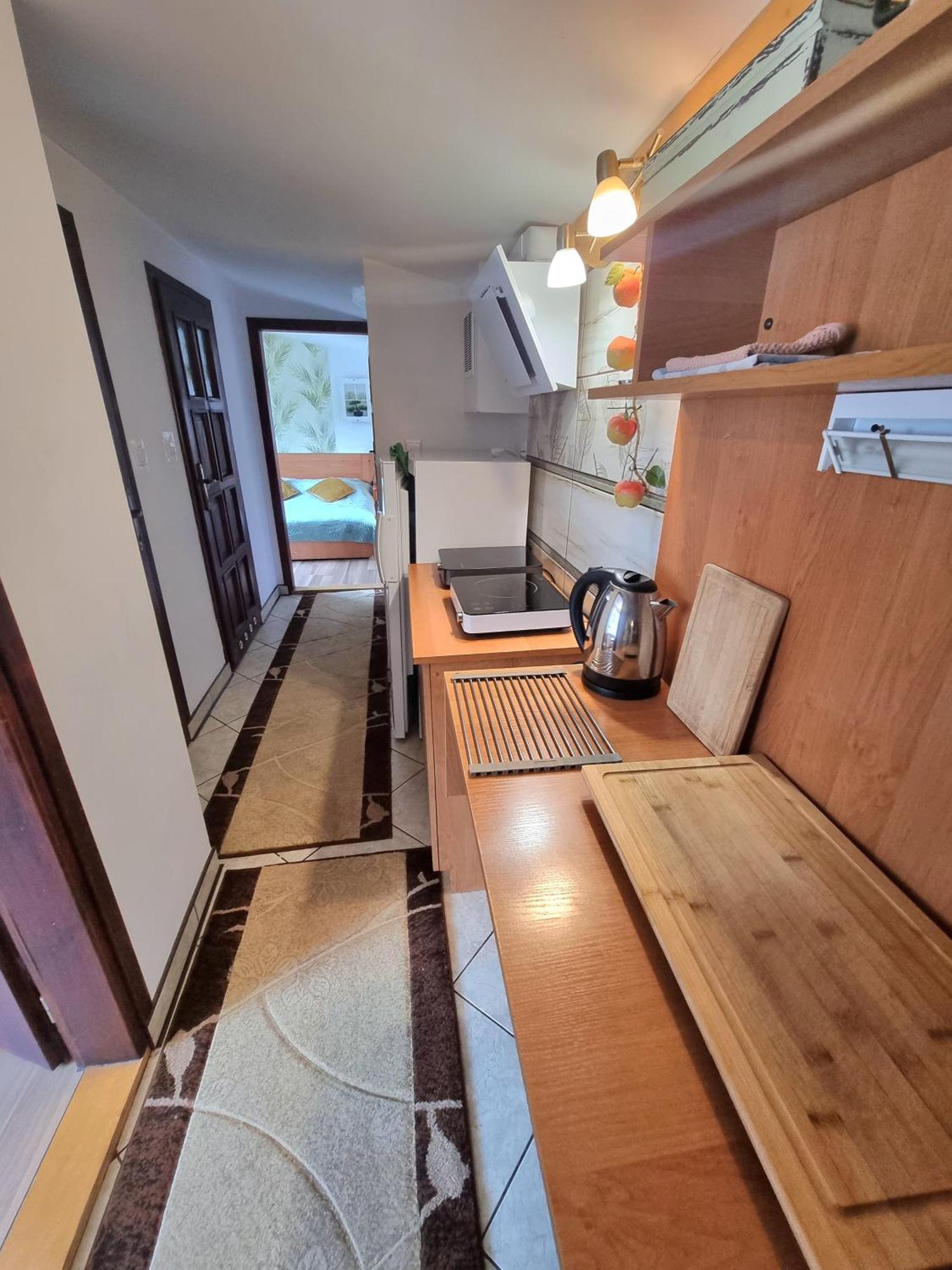 Apartament Kacperek, Willowa 4A - 2 Sypialnie, Salon - Dla Rodzinny 4-5 Os, Samo Centrum 什切尔克 外观 照片